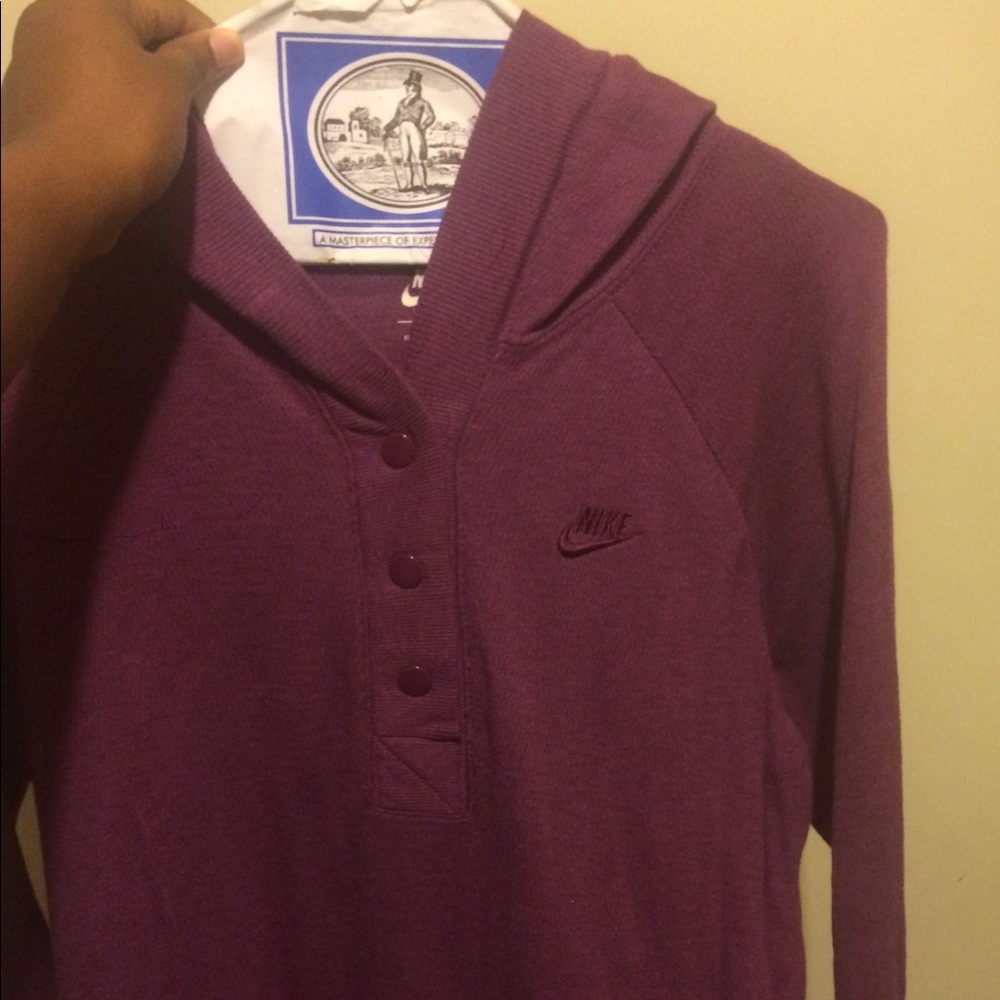 Nike long sleeve Sweater